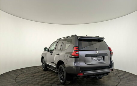 Toyota Land Cruiser Prado 150 рестайлинг, 2018 год, 4 150 000 рублей, 7 фотография