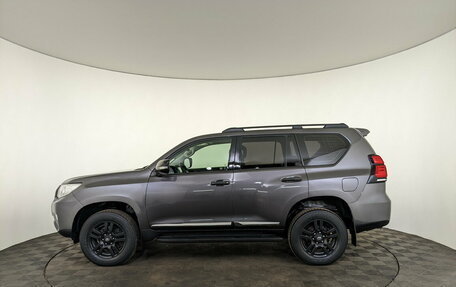Toyota Land Cruiser Prado 150 рестайлинг, 2018 год, 4 150 000 рублей, 8 фотография