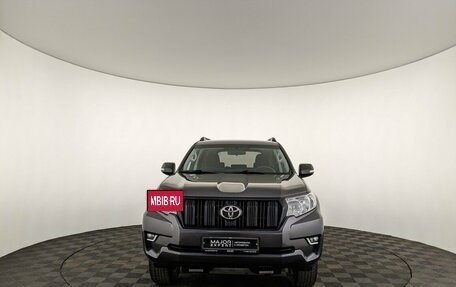 Toyota Land Cruiser Prado 150 рестайлинг, 2018 год, 4 150 000 рублей, 2 фотография