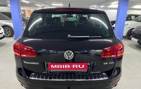 Volkswagen Touareg III, 2011 год, 2 200 000 рублей, 6 фотография
