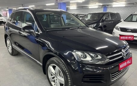 Volkswagen Touareg III, 2011 год, 2 200 000 рублей, 3 фотография