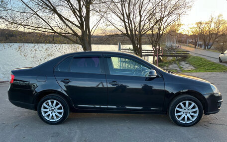 Volkswagen Jetta VII, 2010 год, 570 000 рублей, 4 фотография