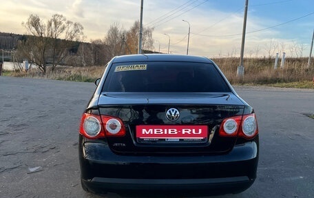 Volkswagen Jetta VII, 2010 год, 570 000 рублей, 2 фотография