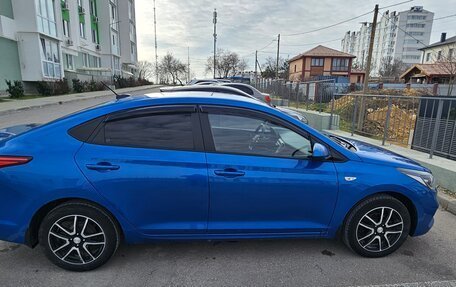 Hyundai Solaris II рестайлинг, 2018 год, 1 250 000 рублей, 5 фотография