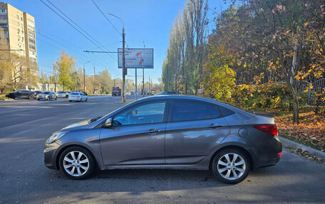 Hyundai Solaris II рестайлинг, 2012 год, 890 000 рублей, 6 фотография