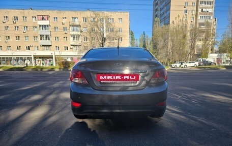 Hyundai Solaris II рестайлинг, 2012 год, 890 000 рублей, 4 фотография