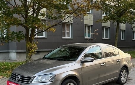 Volkswagen Passat B7, 2012 год, 699 000 рублей, 3 фотография