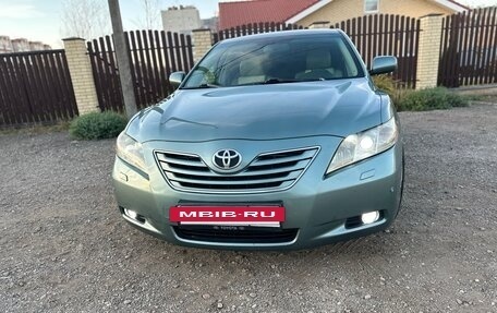 Toyota Camry, 2006 год, 800 000 рублей, 2 фотография