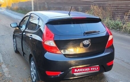 Hyundai Solaris II рестайлинг, 2013 год, 980 000 рублей, 2 фотография
