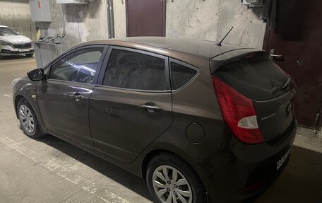 Hyundai Solaris II рестайлинг, 2016 год, 850 000 рублей, 3 фотография