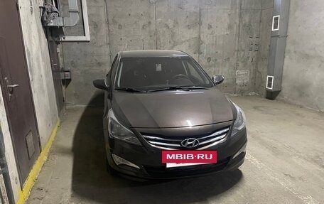 Hyundai Solaris II рестайлинг, 2016 год, 850 000 рублей, 2 фотография