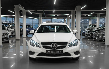 Mercedes-Benz E-Класс, 2015 год, 2 200 000 рублей, 3 фотография