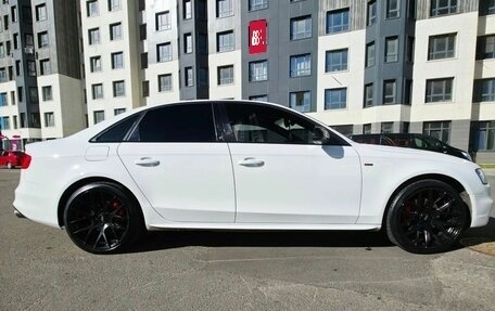 Audi A4, 2012 год, 2 000 000 рублей, 4 фотография