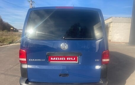 Volkswagen Caravelle T5, 2013 год, 1 450 000 рублей, 8 фотография