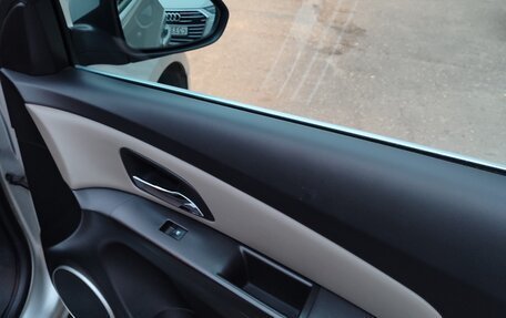 Chevrolet Cruze II, 2013 год, 650 000 рублей, 6 фотография
