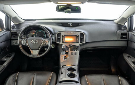Toyota Venza I, 2013 год, 2 350 000 рублей, 14 фотография