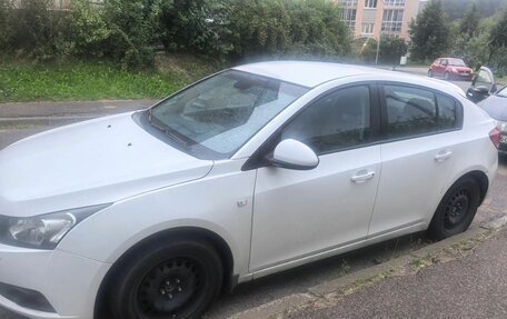 Chevrolet Cruze II, 2012 год, 695 000 рублей, 3 фотография