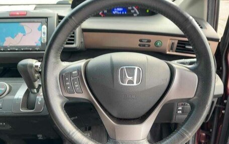 Honda Freed I, 2015 год, 1 210 000 рублей, 2 фотография