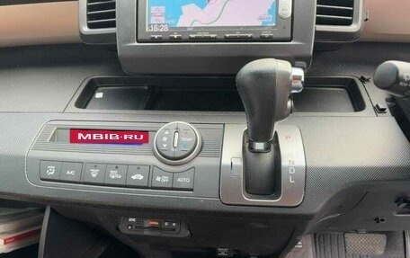 Honda Freed I, 2015 год, 1 210 000 рублей, 3 фотография