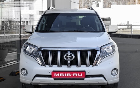 Toyota Land Cruiser Prado 150 рестайлинг, 2014 год, 3 298 000 рублей, 2 фотография