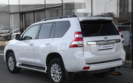 Toyota Land Cruiser Prado 150 рестайлинг, 2014 год, 3 298 000 рублей, 6 фотография