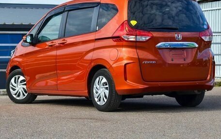 Honda Freed II, 2021 год, 1 549 000 рублей, 2 фотография