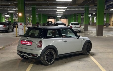 MINI Hatch, 2011 год, 1 370 000 рублей, 2 фотография