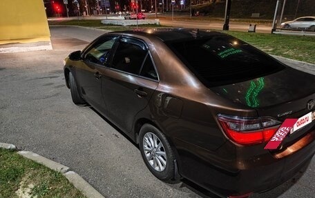 Toyota Camry, 2017 год, 2 300 000 рублей, 2 фотография