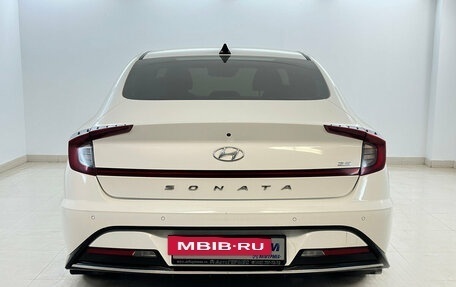 Hyundai Sonata VIII, 2021 год, 2 600 000 рублей, 3 фотография