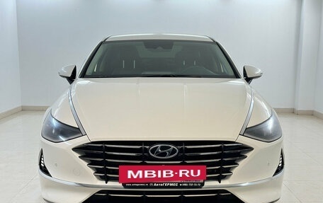 Hyundai Sonata VIII, 2021 год, 2 600 000 рублей, 2 фотография