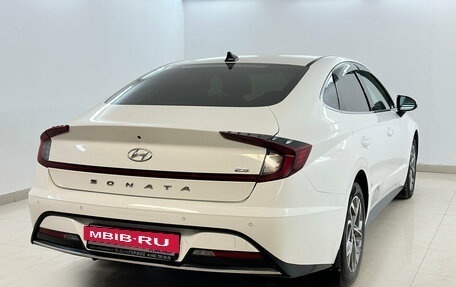 Hyundai Sonata VIII, 2021 год, 2 600 000 рублей, 4 фотография