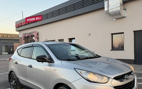 Hyundai ix35 I рестайлинг, 2011 год, 925 000 рублей, 2 фотография