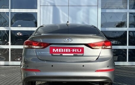 Hyundai Elantra VI, 2017 год, 990 000 рублей, 6 фотография