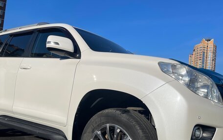 Toyota Land Cruiser Prado 150 рестайлинг, 2009 год, 2 300 000 рублей, 6 фотография