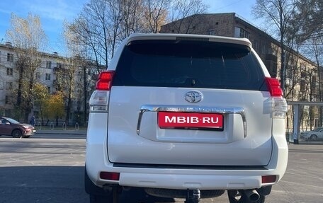 Toyota Land Cruiser Prado 150 рестайлинг, 2009 год, 2 300 000 рублей, 2 фотография