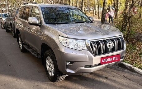 Toyota Land Cruiser Prado 150 рестайлинг, 2020 год, 6 200 000 рублей, 1 фотография