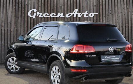 Volkswagen Touareg III, 2011 год, 1 530 000 рублей, 3 фотография