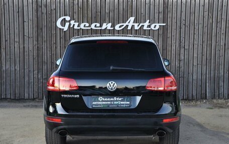 Volkswagen Touareg III, 2011 год, 1 530 000 рублей, 4 фотография