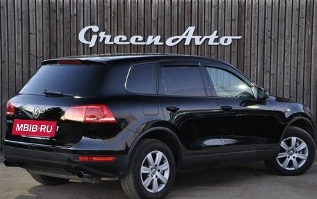 Volkswagen Touareg III, 2011 год, 1 530 000 рублей, 5 фотография