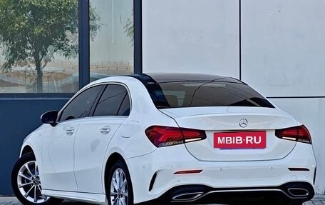 Mercedes-Benz A-Класс, 2022 год, 1 438 800 рублей, 2 фотография