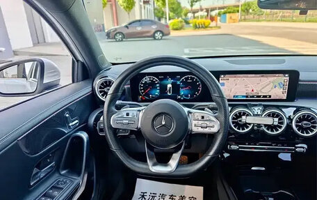 Mercedes-Benz A-Класс, 2022 год, 1 438 800 рублей, 6 фотография