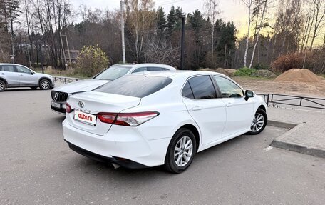 Toyota Camry, 2019 год, 2 000 000 рублей, 4 фотография