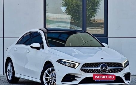 Mercedes-Benz A-Класс, 2022 год, 1 438 800 рублей, 3 фотография