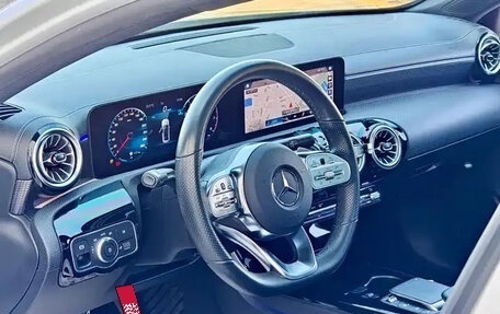 Mercedes-Benz A-Класс, 2022 год, 1 438 800 рублей, 7 фотография