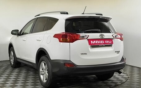 Toyota RAV4, 2013 год, 1 690 000 рублей, 6 фотография