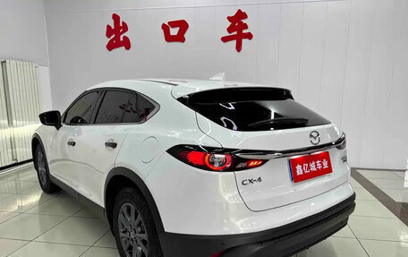 Mazda CX-4, 2023 год, 1 770 000 рублей, 4 фотография