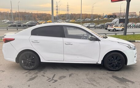 KIA Rio IV, 2018 год, 690 000 рублей, 3 фотография