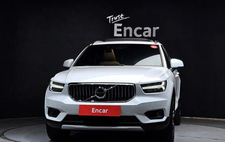 Volvo XC40 I, 2022 год, 4 190 000 рублей, 3 фотография