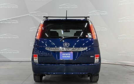 Toyota ISis I, 2013 год, 1 785 000 рублей, 4 фотография