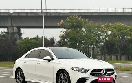 Mercedes-Benz A-Класс, 2022 год, 1 963 013 рублей, 3 фотография